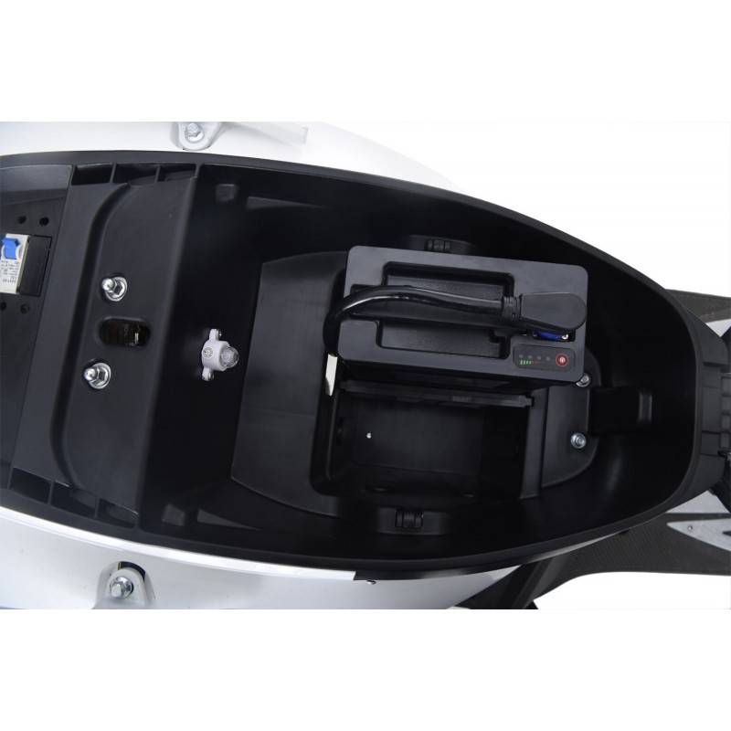 Futura Hawk 2.0 Li-Io 25kmh/2000W/20Ah/172kg/60km SRO E-Roller