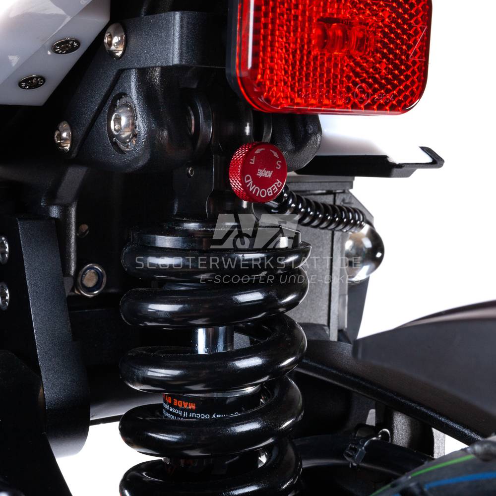 Teverun Fighter Supreme Ultra SW 100kmh 200km 8000W E-Scooter