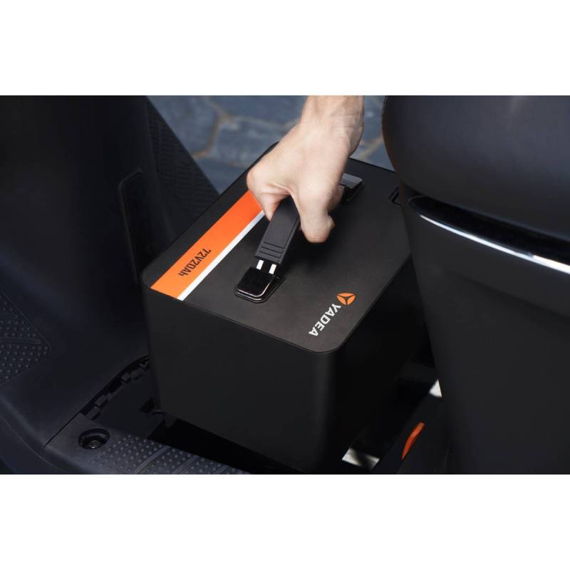 Yadea Ezeego F70 Li-Io 45kmh/1500W/27Ah/150kg/80km SW E-Roller