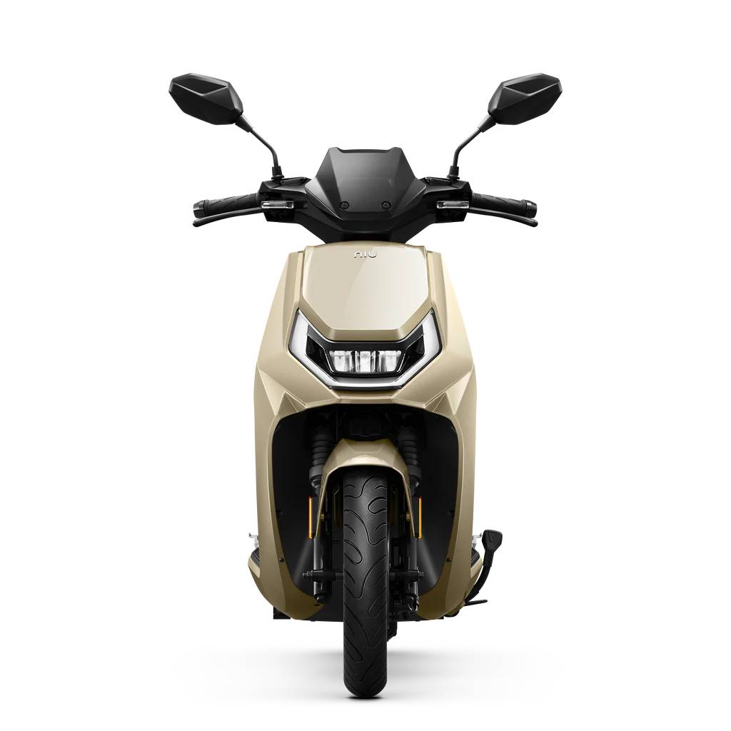 Niu FQi 500 SG 95kmh 100km 5000W 6400W 150kg E-Scooter ABE