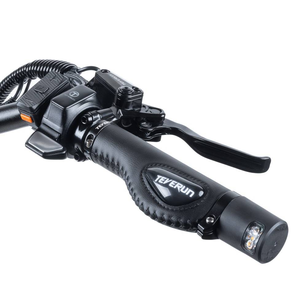 Teverun Fighter Mini Pro Carbon 22kmh 100km 2600W E-Scooter ABE