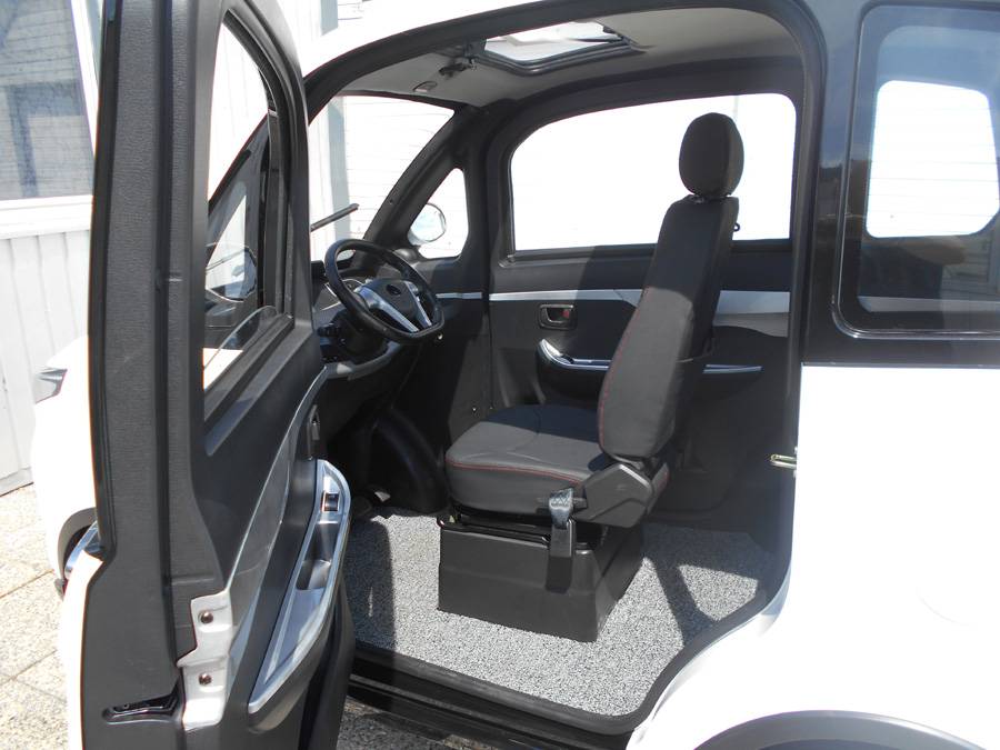 SWEXA Matrix 4 Blei 45kmh/1500W/60V/58Ah/290kg/80km BL Microcar